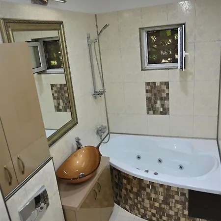 2 Cam Apartament Mangalia